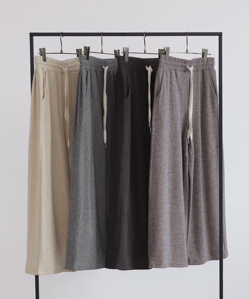 reca(レカ)の「カシミアタッチスムースワイドパンツ(その他パンツ・レディース・グレー/ブラウン/スミクロ/ベージュ・M)」の5枚目の写真