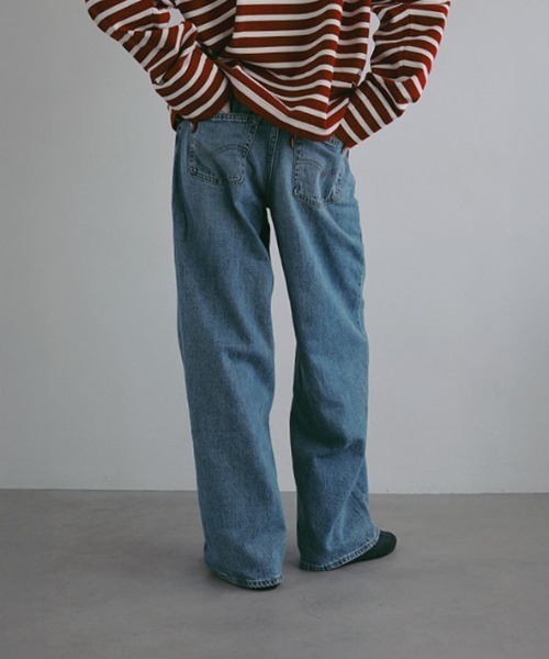 ETRE TOKYO(エトレトウキョウ)の「Levi's CINCH WIDE LEG(デニムパンツ・レディース・ブルー/ブラック/ライトブルー・25/27/26)」の14枚目の写真