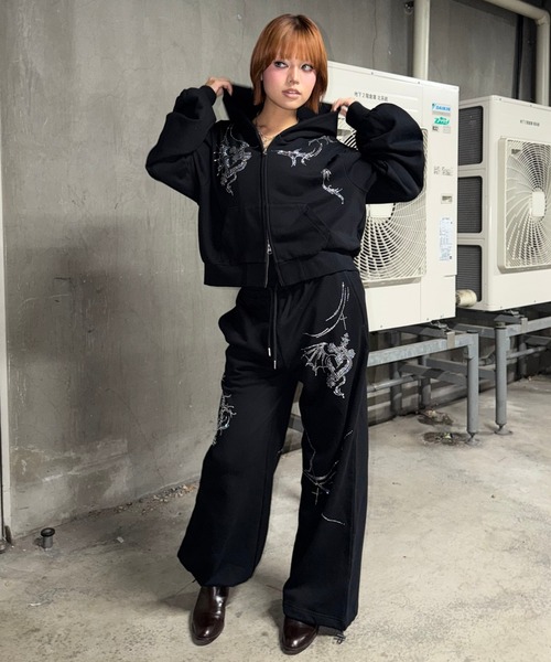 A'GEM9girl(エージェムナインガール)の「A'GEM/9 × .kom 『A'GEM/9 girl/エージェムナインガール』ラインストーントライバルスウェットパンツ(スウェットパンツ・レディース・ブラック×シルバー/ピンク/ブラック×ピンク・FREE)」の20枚目の写真