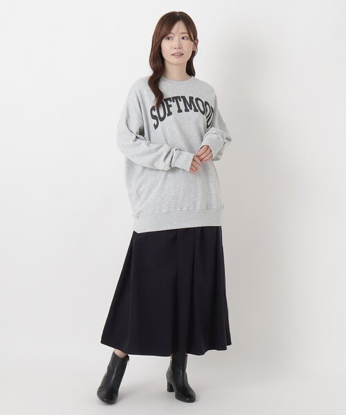 one'sterrace(ワンズテラス)の「コットンミニ裏毛ロゴプルオーバー(スウェット・レディース・グレー系4/ネイビー系5/アイボリー系8/ブラック系8・02)」の15枚目の写真