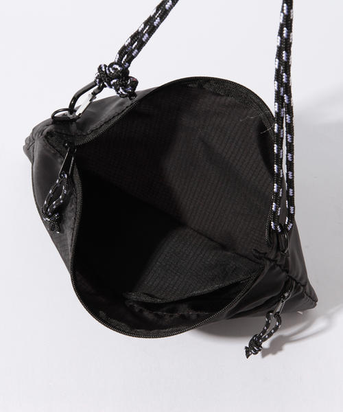 Pilgrim Surf Supply(ピルグリムサーフサプライ)の「Pilgrim Surf+Supply / Sacoche(トートバッグ・メンズ・ブラック/オリーブ/ネイビー・ONE SIZE)」の9枚目の写真