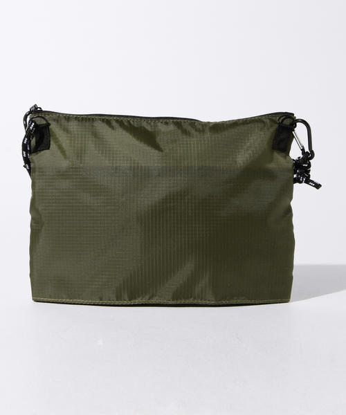 Pilgrim Surf Supply(ピルグリムサーフサプライ)の「Pilgrim Surf+Supply / Sacoche(トートバッグ・メンズ・ブラック/オリーブ/ネイビー・ONE SIZE)」の5枚目の写真