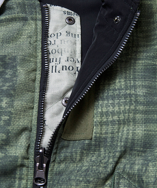 JACKROSE（ジャックローズ）の「脱着フードアフガンストール転写リバーシブルMA-1　（MA-1・メンズ・カーキ・L/M/XL）」の10枚目の写真