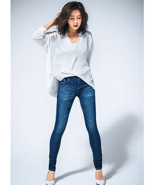 GeeRA（ジーラ）の「美ラインストレッチスキニーデニムパンツ（デニムパンツ・レディース・ブラック系その他/ネイビー/ブラック/ダークインディゴブルー/ダークネイビー/インディゴブルー・58/64/70/61/67/73）」の19枚目の写真