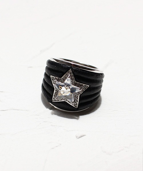 Jewel Addict select(ジュエルアディクトセレクト)の「メタルレザースターリング/本革(リング・レディース・シルバー/レッド・#11/#13)」の2枚目の写真