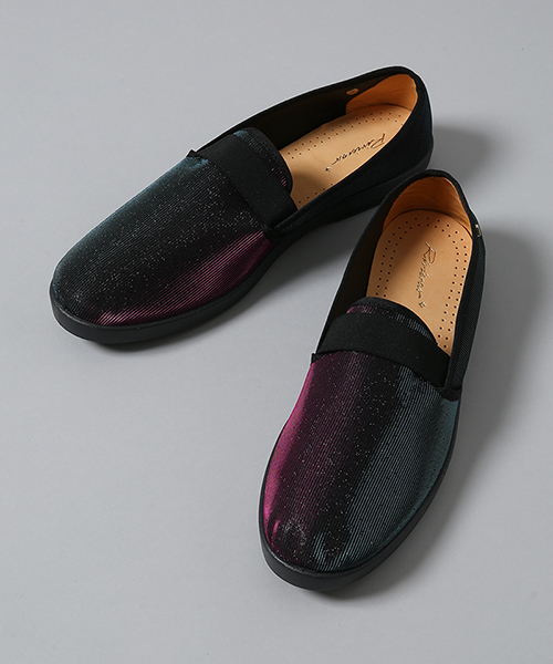 Rivieras リビエラ の Rivieras ホログラムスリッポン スリッポン Wear