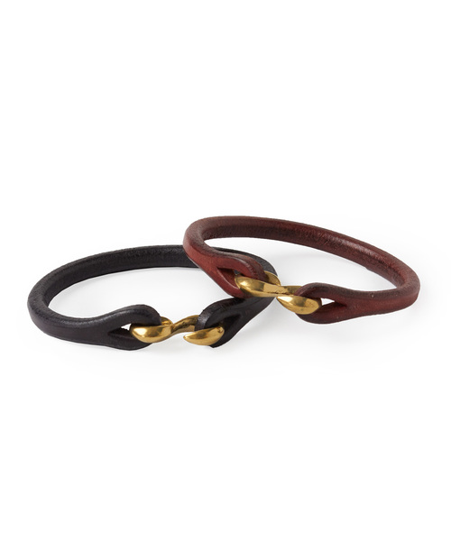 DAILY STANDARD by SANDINISTA（デイリースタンダードバイサンディニスタ）の「S Hook Leather Bracelet / オイルドレザーブレスレット（ブレスレット・メンズ・ブラック/ブラウン・MEDIUM/SMALL）」の5枚目の写真