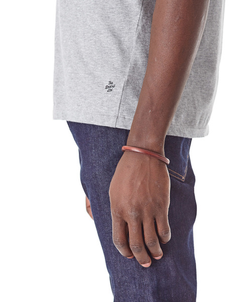 DAILY STANDARD by SANDINISTA（デイリースタンダードバイサンディニスタ）の「S Hook Leather Bracelet / オイルドレザーブレスレット（ブレスレット・メンズ・ブラック/ブラウン・MEDIUM/SMALL）」の6枚目の写真