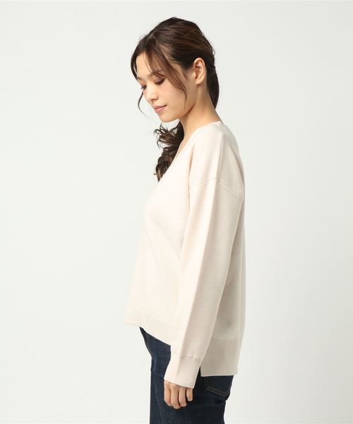 RIVE DROITE（リヴドロワ）の「リブドッキングVネックニット（ニット/セーター・レディース・ベビーピンク/ラベンダー/ネイビー・FREE）」の5枚目の写真