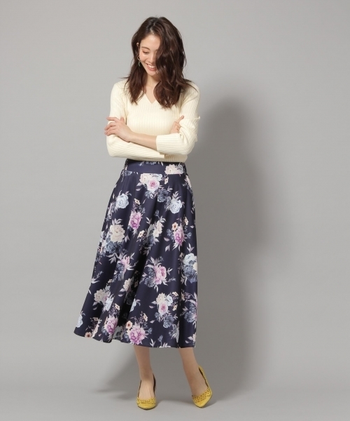 Andemiu（アンデミュウ）の「ハートネックワイドリブプルオーバー788824（ニット/セーター・レディース・イエロー/グリーン/ネイビー/ホワイト/ライトグレー・FREE）」の6枚目の写真