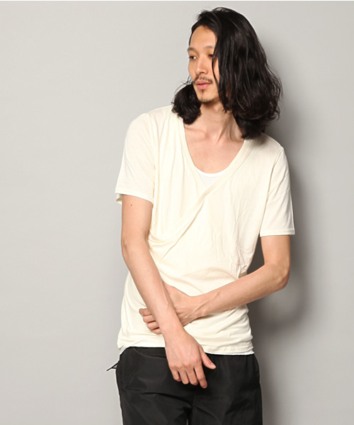 Lui's(ルイス)の「【Lui's】カシュクールTシャツ(Tシャツ/カットソー・メンズ・アイボリー/ネイビー/グレー・SMALL/MEDIUM)」の2枚目の写真