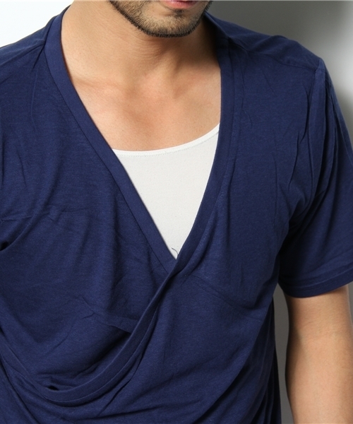 Lui's(ルイス)の「【Lui's】カシュクールTシャツ(Tシャツ/カットソー・メンズ・アイボリー/ネイビー/グレー・SMALL/MEDIUM)」の4枚目の写真