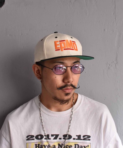 LABORATORY R(ラボラトリーアール)の「【ヴィンテージ古着】90’s EPMD キャップ "デッドストック"(キャップ・メンズ・ホワイト・FREE)」の4枚目の写真