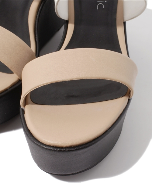 CIAOPANIC（チャオパニック）の「バイカラーウェッジサンダル（サンダル・レディース・ホワイト系その他・37/38/36）」の5枚目の写真