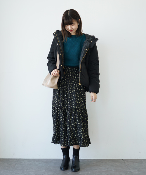 earth music&ecology(アースミュージックアンドエコロジー)の「・ファイバーダウンマウンテンパーカー 〇(マウンテンパーカー・レディース・ブラック/ベージュ/ネイビー・M/L)」の5枚目の写真