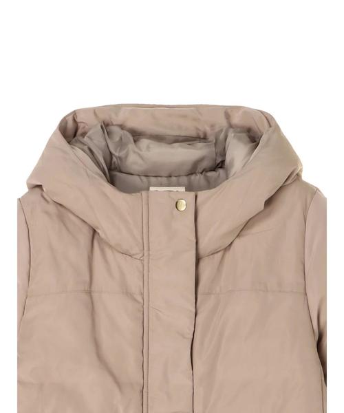 earth music&ecology(アースミュージックアンドエコロジー)の「・ファイバーダウンマウンテンパーカー 〇(マウンテンパーカー・レディース・ブラック/ベージュ/ネイビー・M/L)」の10枚目の写真