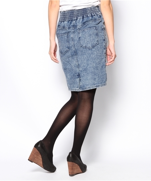 WEGO（ウィゴー）の「WEGO/デニムスカート（デニムスカート・レディース・インディゴブルー/ライトインディゴブルー・FREE）」の5枚目の写真