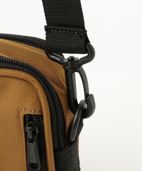 Carhartt（カーハート）の「CARHARTT / イセンシャル バッグ（ショルダーバッグ・メンズ・ブラウン/ブラック/オリーブ・ONE SIZE）」の10枚目の写真