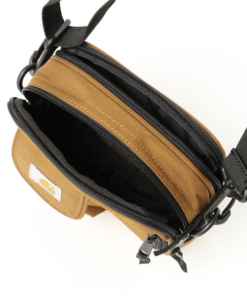 Carhartt（カーハート）の「CARHARTT / イセンシャル バッグ（ショルダーバッグ・メンズ・ブラウン/ブラック/オリーブ・ONE SIZE）」の8枚目の写真