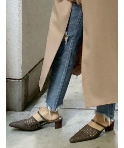 GYDA(ジェイダ)の「メッシュポインテッドウッドミュール(パンプス・レディース・ブラック/ブラウン/オフホワイト・SMALL/MEDIUM/LARGE)」の5枚目の写真