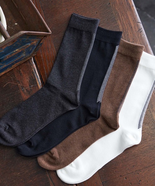 HARUSAKU（ハルサク）の「HARUSAKU:Herringbone Back Line Socks：ヘリンボーン バックライン ソックス（ソックス/靴下・メンズ・オフホワイト/ブラック/チャコールグレー/ブラウン・M/L）」の7枚目の写真