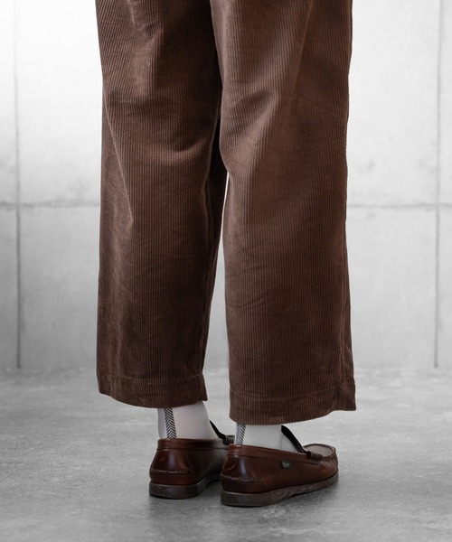 HARUSAKU（ハルサク）の「HARUSAKU:Herringbone Back Line Socks：ヘリンボーン バックライン ソックス（ソックス/靴下・メンズ・オフホワイト/ブラック/チャコールグレー/ブラウン・M/L）」の9枚目の写真