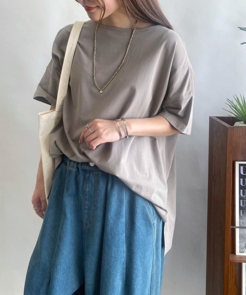 【yort 】美品 ストレッチオーバーカットソー　ブラック スコットクラブ yort 】美品 ストレッチオーバーカットソー ブラック スコット