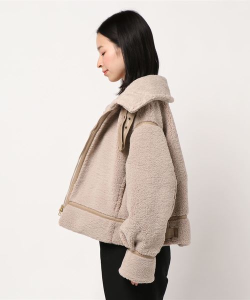kha:ki(カーキ)の「「KHA:KI / カーキ」ミリタリーボアジャケット" B3 BOA JACKET"(ミリタリージャケット・レディース・ブラック/ブラウン/グレー・1/2)」の4枚目の写真
