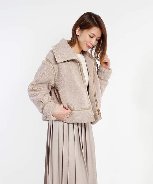 kha:ki(カーキ)の「「KHA:KI / カーキ」ミリタリーボアジャケット" B3 BOA JACKET"(ミリタリージャケット・レディース・ブラック/ブラウン/グレー・1/2)」の3枚目の写真