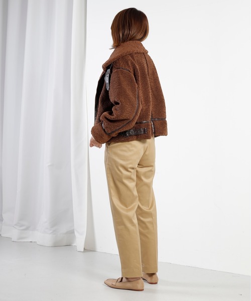 kha:ki(カーキ)の「「KHA:KI / カーキ」ミリタリーボアジャケット" B3 BOA JACKET"(ミリタリージャケット・レディース・ブラック/ブラウン/グレー・1/2)」の8枚目の写真
