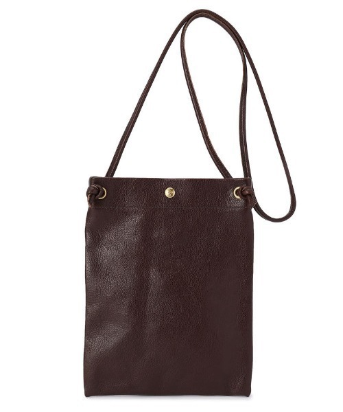 IL BISONTE(イルビゾンテ)の「IL BISONTE / ショルダーバッグ(ショルダーバッグ・レディース・ブラック/ダークブラウン/グレー/レッド/オリーブ/グリーン/ライトブラウン/ナチュラル/レンガ/オレンジ/ネイビー・FREE)」の4枚目の写真