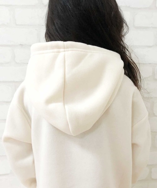 THE CASUAL（カジュアル）の「パイル起毛無地パーカーワンピース キッズ（ワンピース・キッズ・杢グレー/アイボリー/ブラック・160/150/120/130/140）」の4枚目の写真