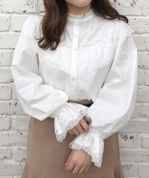 one after another NICE CLAUP（ワンアフターアナザーナイスクラップ）の「【Web限定】ブラウス＋スカート+ベルト+カチューシャ（4点セット）（ワンピース・レディース・オフホワイト/ベージュ・FREE）」の7枚目の写真