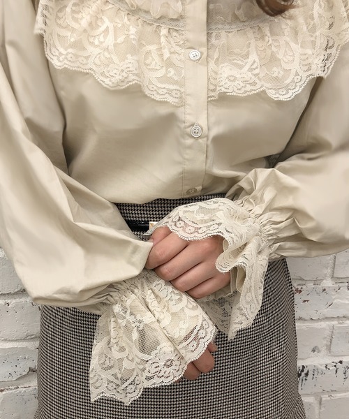 one after another NICE CLAUP（ワンアフターアナザーナイスクラップ）の「【Web限定】ブラウス＋スカート+ベルト+カチューシャ（4点セット）（ワンピース・レディース・オフホワイト/ベージュ・FREE）」の16枚目の写真