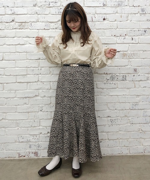 one after another NICE CLAUP（ワンアフターアナザーナイスクラップ）の「【Web限定】ブラウス＋スカート+ベルト+カチューシャ（4点セット）（ワンピース・レディース・オフホワイト/ベージュ・FREE）」の14枚目の写真