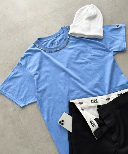 Champion(チャンピオン)の「【Champion Authentic T-SHIRTS】チャンピオン オーバーサイズ コットン 無地 1/2スリーブ 半袖 Tシャツ(Tシャツ/カットソー・メンズ・ホワイト/ブラック/ネイビー/杢グレー/ダークグリーン/マルーン/パープル/サンドベージュ/ライトブルー/チャコールグレー/アッシュグレー・S/M/L/XL)」の8枚目の写真