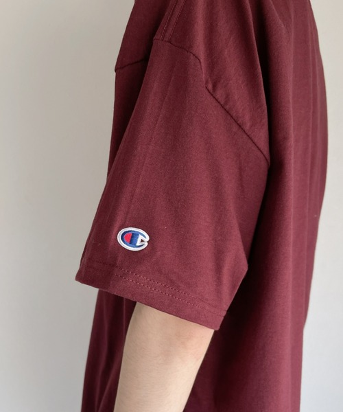 Champion(チャンピオン)の「【Champion Authentic T-SHIRTS】チャンピオン オーバーサイズ コットン 無地 1/2スリーブ 半袖 Tシャツ(Tシャツ/カットソー・メンズ・ホワイト/ブラック/ネイビー/杢グレー/ダークグリーン/マルーン/パープル/サンドベージュ/ライトブルー/チャコールグレー/アッシュグレー・S/M/L/XL)」の13枚目の写真