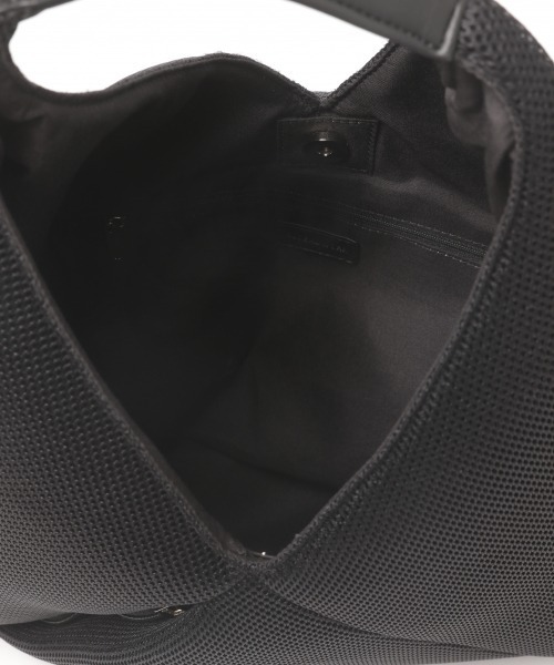 GLOBAL WORK（グローバルワーク）の「トライアングルトート/891683（トートバッグ・レディース・ブラック/シルバー/アイボリー・FREE）」の15枚目の写真