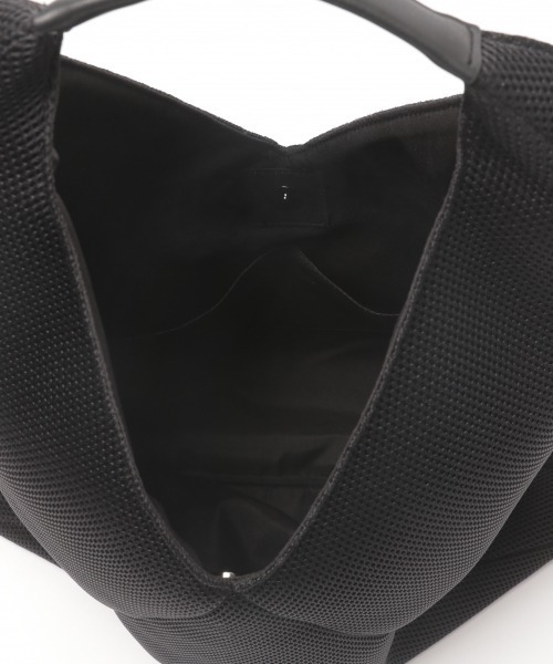 GLOBAL WORK（グローバルワーク）の「トライアングルトート/891683（トートバッグ・レディース・ブラック/シルバー/アイボリー・FREE）」の16枚目の写真