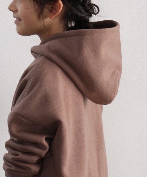 classicalelf（クラシカルエルフ）の「キッズ ビッグシルエットプルオーバーパーカー(長袖)（パーカー・キッズ・ブラック/ベージュ/グレー/モカ/ライトカーキ・130/140/150）」の18枚目の写真