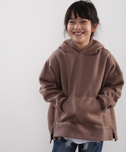 classicalelf（クラシカルエルフ）の「キッズ ビッグシルエットプルオーバーパーカー(長袖)（パーカー・キッズ・ブラック/ベージュ/グレー/モカ/ライトカーキ・130/140/150）」の6枚目の写真