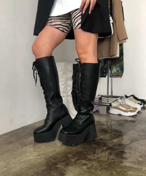 FIG&VIPER（フィグアンドバイパー）の「レースUPロングブーツ（ブーツ・レディース・ブラック・MEDIUM/LARGE/SMALL）」の10枚目の写真