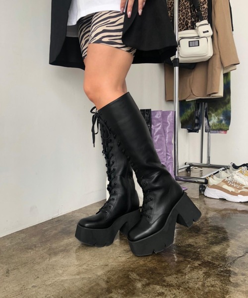 FIG&VIPER（フィグアンドバイパー）の「レースUPロングブーツ（ブーツ・レディース・ブラック・MEDIUM/LARGE/SMALL）」の11枚目の写真