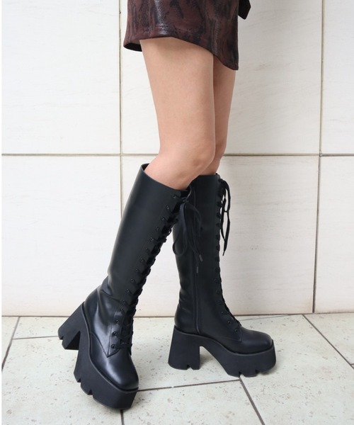 FIG&VIPER（フィグアンドバイパー）の「レースUPロングブーツ（ブーツ・レディース・ブラック・MEDIUM/LARGE/SMALL）」の13枚目の写真