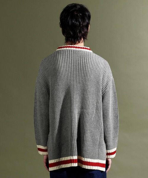 Air Tokyo（エアートウキョー）の「ローゲージ オーバーサイズ ニット  【ファッションインフルエンサー風早ゆうた × AIR TOKYOコラボ】 ビッグシルエット セーター クルーネック（ニット/セーター・メンズ・ブラック/グレー/ブラウン・FREE）」の7枚目の写真