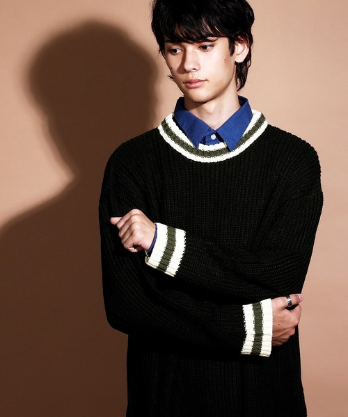 Air Tokyo（エアートウキョー）の「ローゲージ オーバーサイズ ニット  【ファッションインフルエンサー風早ゆうた × AIR TOKYOコラボ】 ビッグシルエット セーター クルーネック（ニット/セーター・メンズ・ブラック/グレー/ブラウン・FREE）」の9枚目の写真