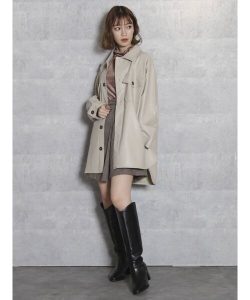 dazzlin（ダズリン）の「レザーライクCPO【WEB限定】（テーラードジャケット・レディース・ブラック/ベージュ/モカ・FREE）」の17枚目の写真