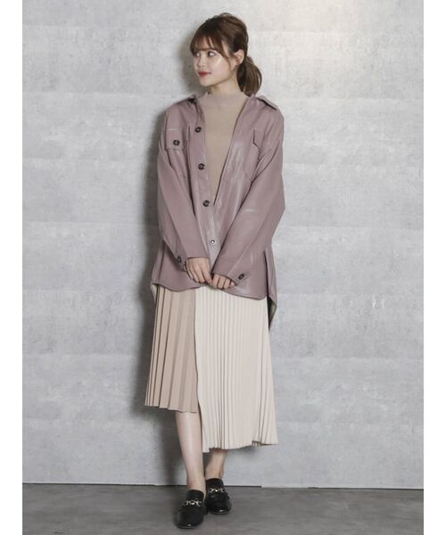 dazzlin（ダズリン）の「レザーライクCPO【WEB限定】（テーラードジャケット・レディース・ブラック/ベージュ/モカ・FREE）」の12枚目の写真