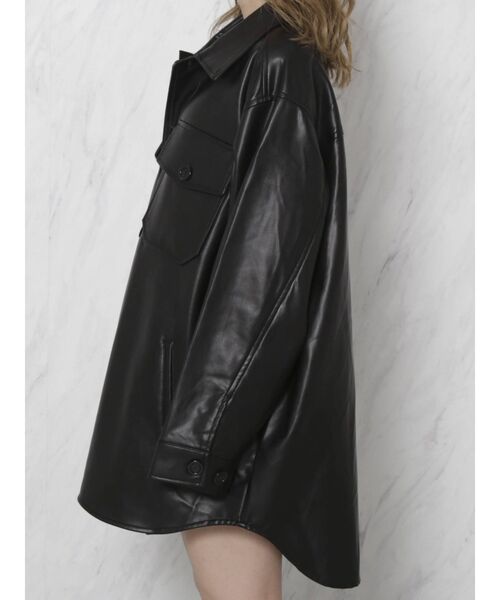 dazzlin（ダズリン）の「レザーライクCPO【WEB限定】（テーラードジャケット・レディース・ブラック/ベージュ/モカ・FREE）」の16枚目の写真