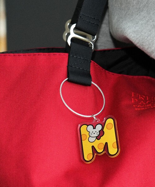 TOKYO CULTUART by BEAMS（トウキョウカルチャートバイビームス）の「来夢来人(天久聖一) / イニシャルキーホルダー（キーケース/キーアクセサリー・メンズ・ベージュ/ホワイト系その他2/ブラック系その他4/ホワイト系その他3/ブラック系その他3/ブラウン系その他4/ブラック系その他/ライトブラウン/ブラウン系その他2/ブラック/シルバー/ライトグレー/チャコールグレー/グレー系その他/ブラウン系その他/グレー/ブラウン系その他3/オフホワイト/ホワイト/ホワイト系その他4/ホワイト系その他6/ブラック系その他2/ナチュラル/ホワイト系その他5/ホワイト系その他7/カーキ・ONE SIZE）」の11枚目の写真